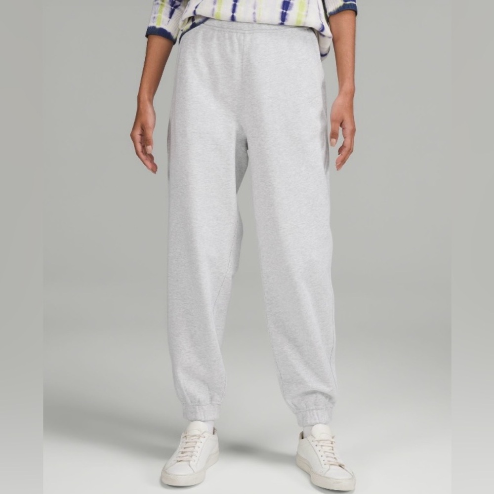 lululemon relaxed high-rise jogger